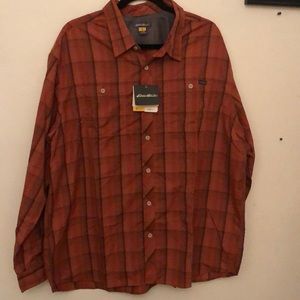 Eddie Bauer Men’s Freedry Button Down
